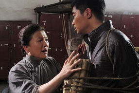 独刺电视剧,暗夜中的复仇之刃