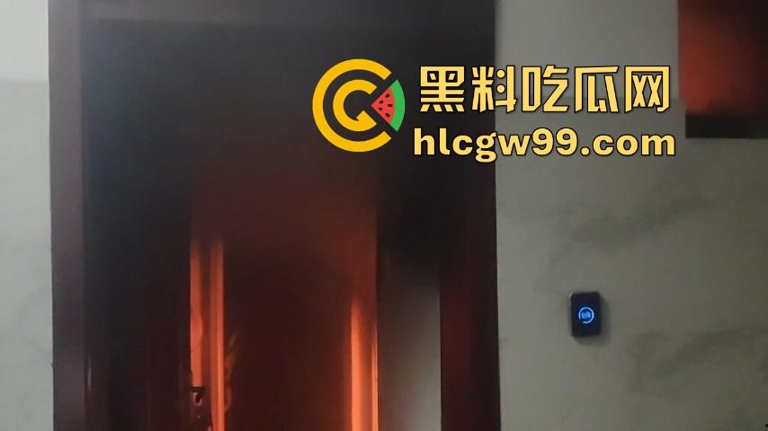 合肥工业大学研究生宿舍翻车，玩充气娃娃被舍友撞见，慌乱中烧毁证据，结果把整间宿舍点着了！-8