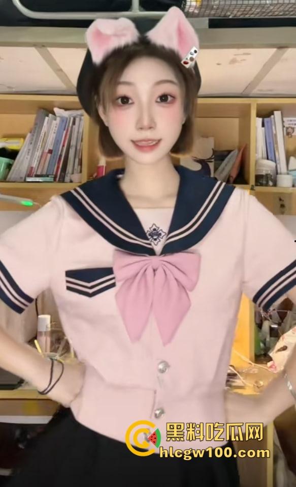 抖音『丫丫Bbar』人称年轻版程老师，直播天天盯射开撸太上头，车速快到起飞，今晚直播间集结冲爆她！-2